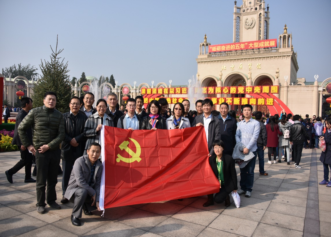 http://news.cq-qh.com/__local/1/7F/0C/6A647CA63FF01427F50FE0C9327_60B9E4B7_615009.jpg